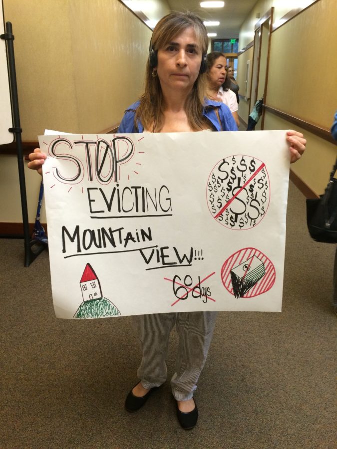 Mountain View residents protest high rent