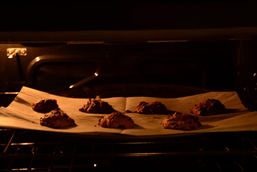 Rias holiday treats: pumpkin chocolate chip cookies