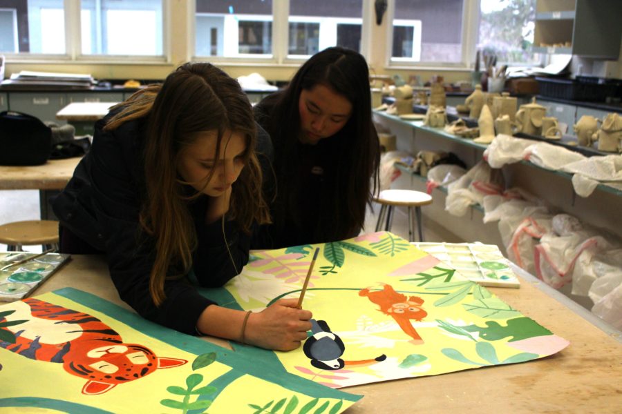 NAHS works to create mural for special education classroom