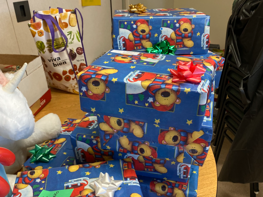 MV Cares program brings comfort to community members in need during the holidays