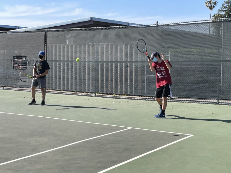 Auxiliary gym construction in tennis courts causes uncertainty for future of tennis teams