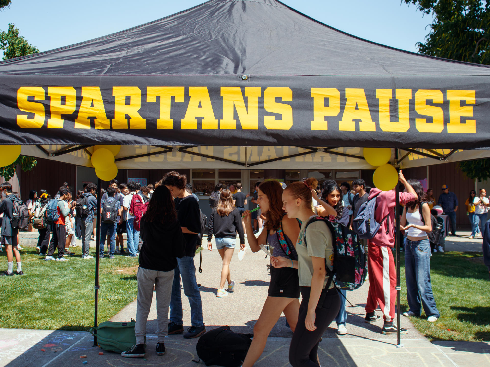 Photo story: Students enjoy a "pop" themed Spartans PAUSE