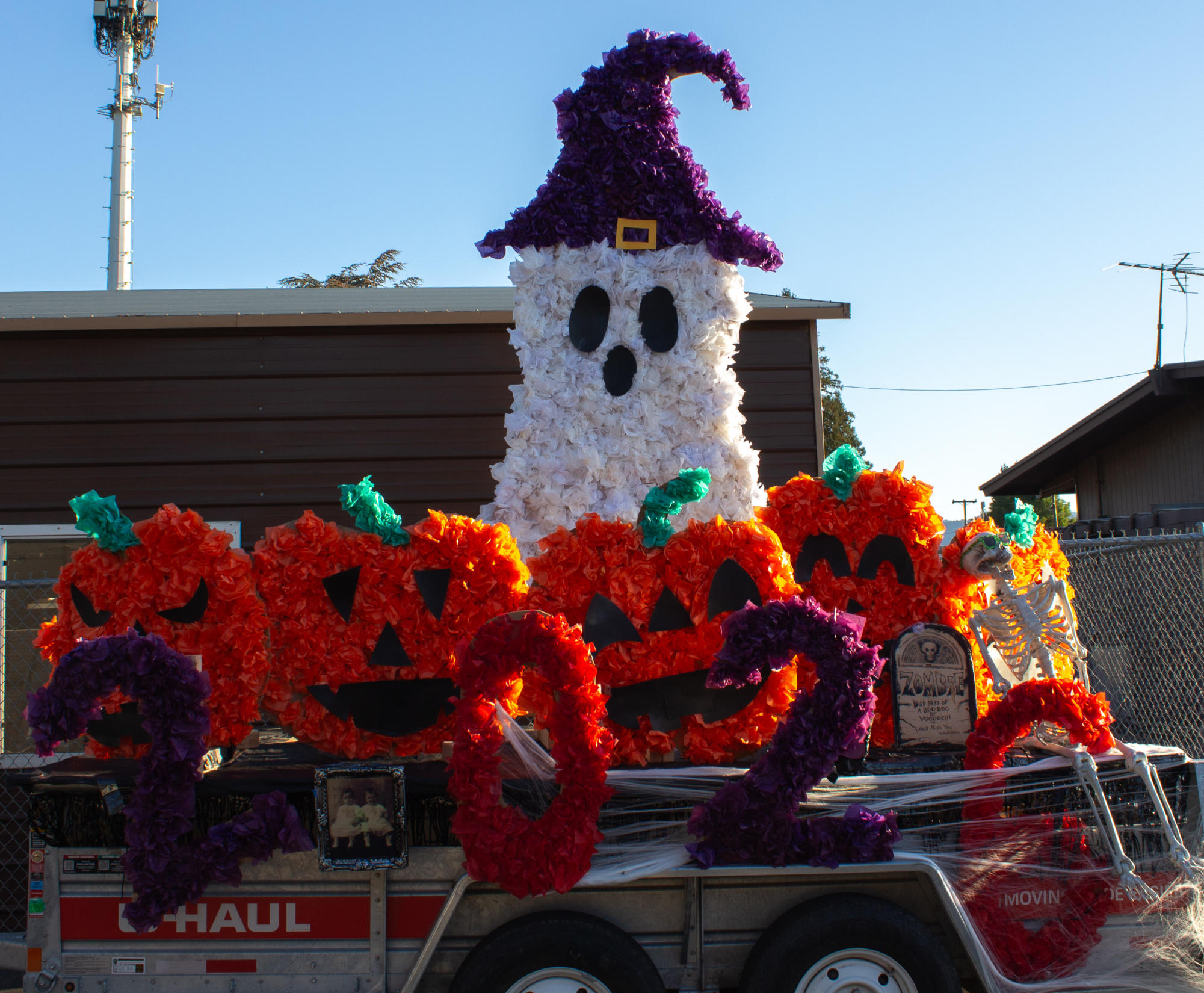 Photo story: MVHS celebrates Homecoming with vibrant parade, picnic, and dance