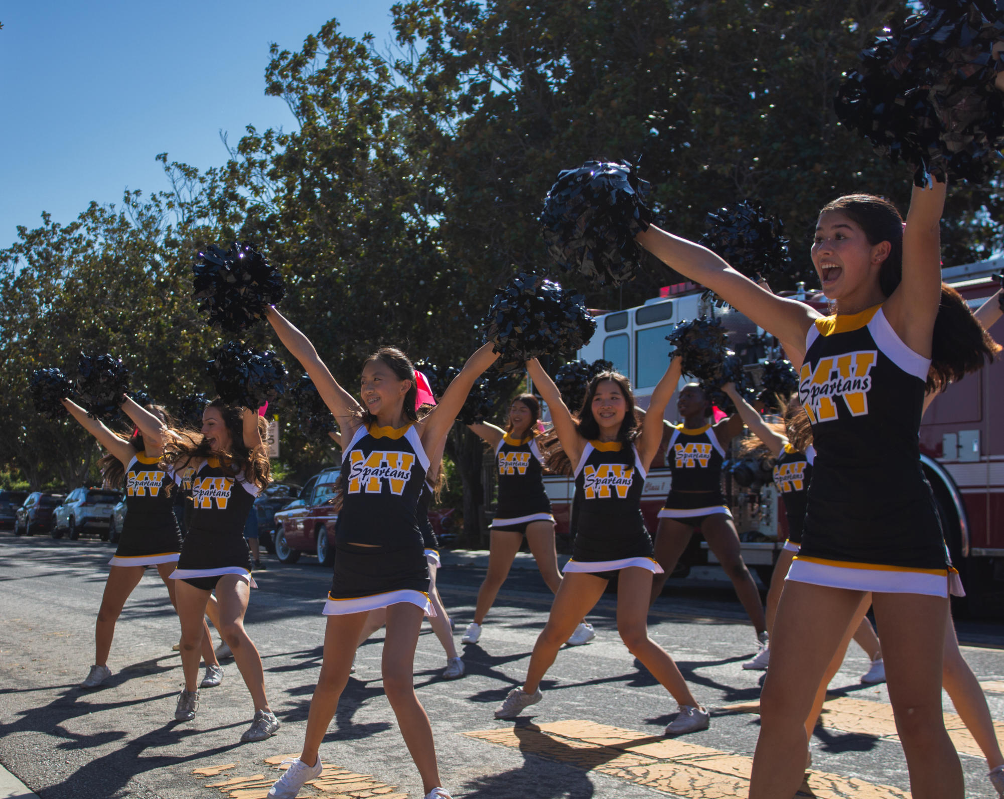 Photo story: MVHS celebrates Homecoming with vibrant parade, picnic, and dance