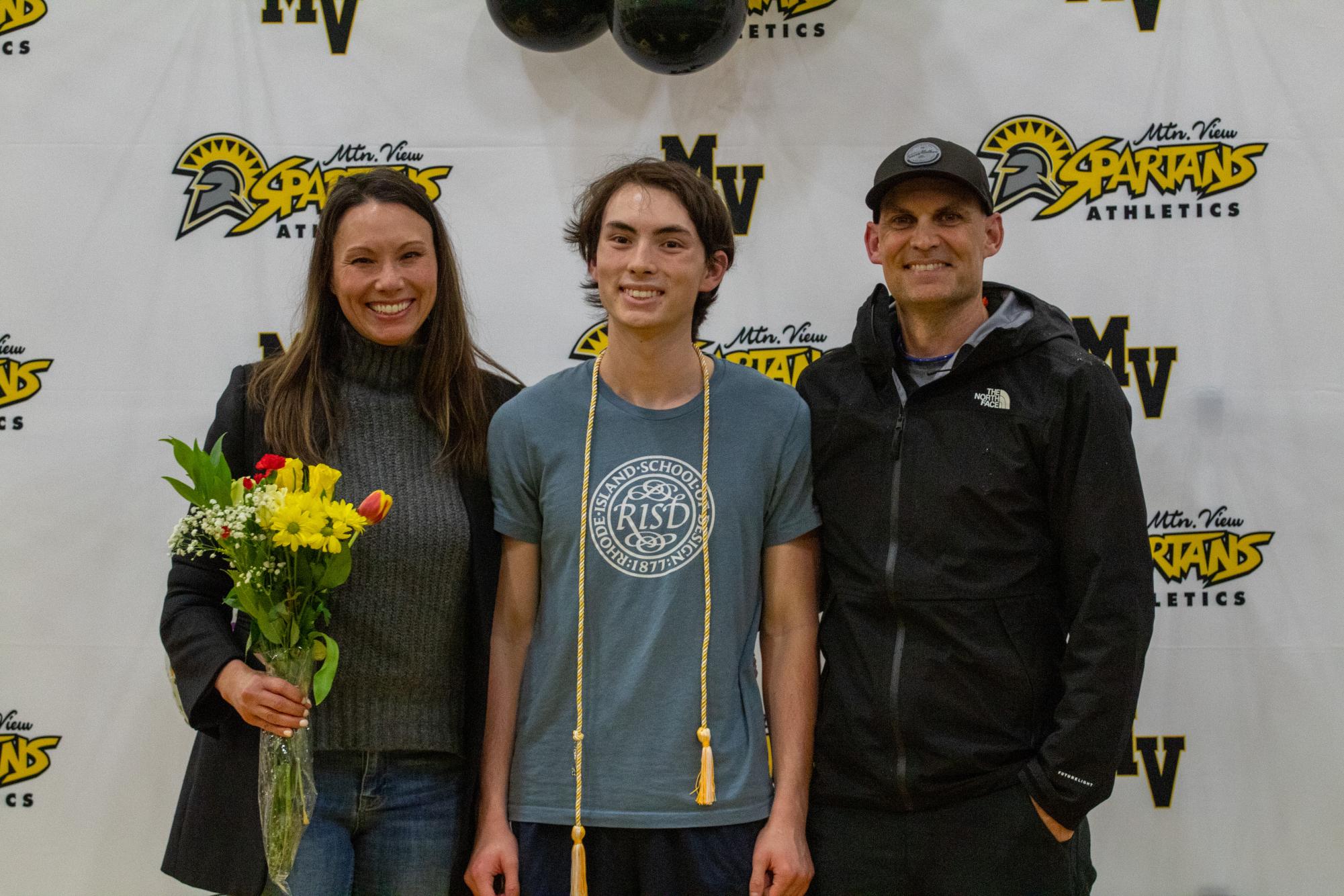 Photo story: Spartans celebrate senior wrestlers at final dual meet