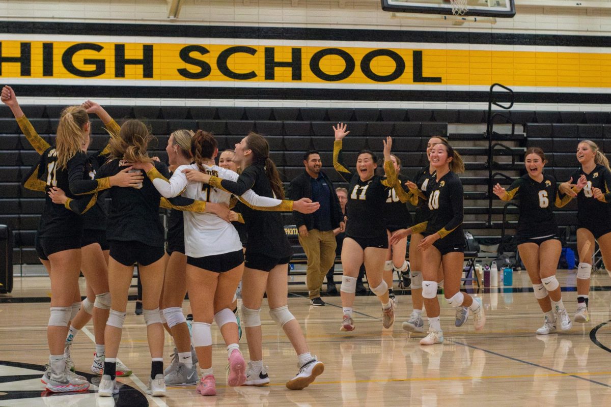 Girls volleyball make comeback in thrilling match against Monta Vista