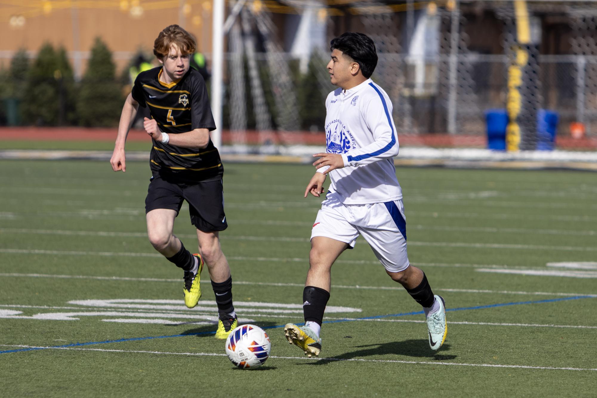 Photo Story: Boys soccer triumphs 3-2 in annual alumni game