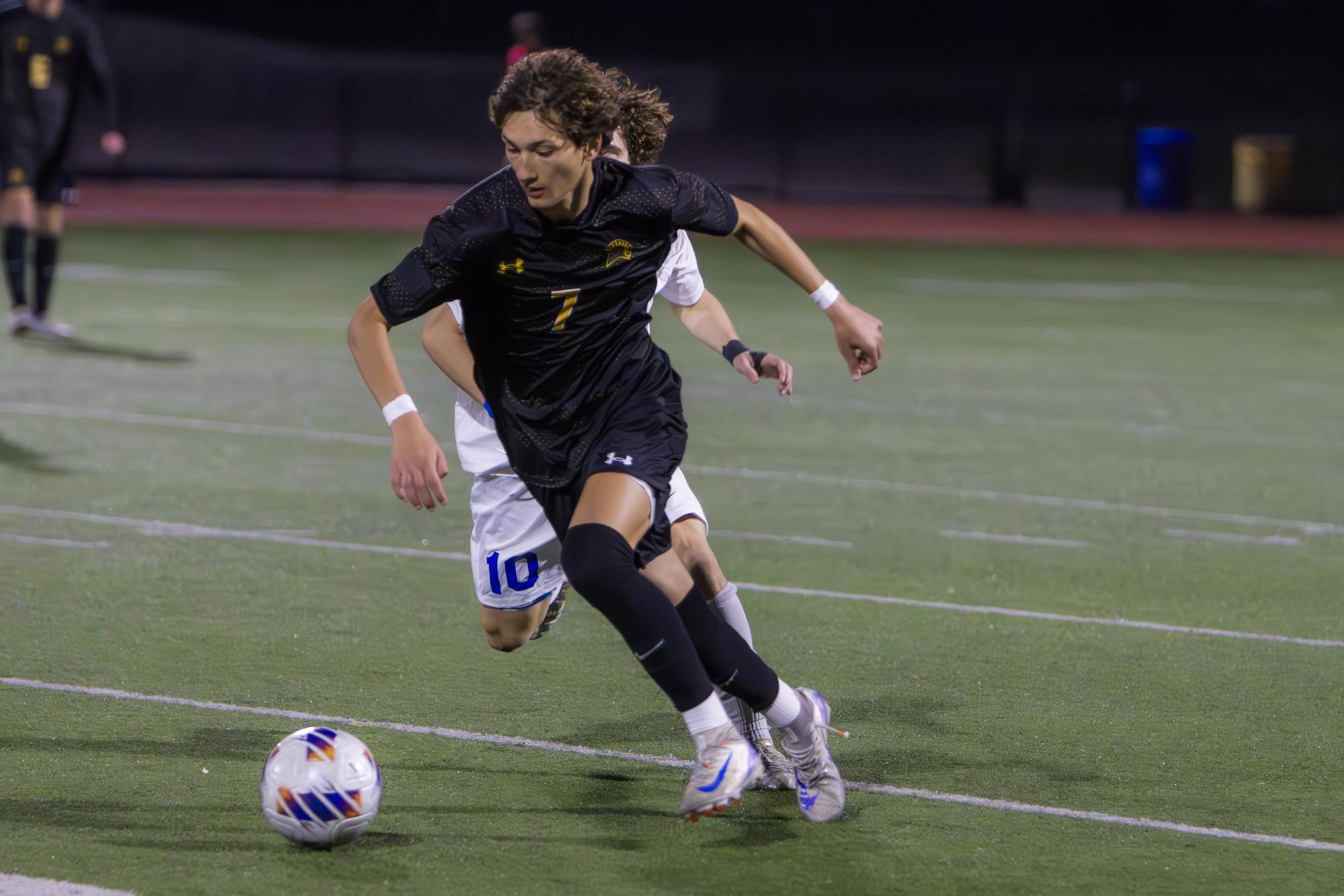 Boys soccer prevails over Pioneer 2-0