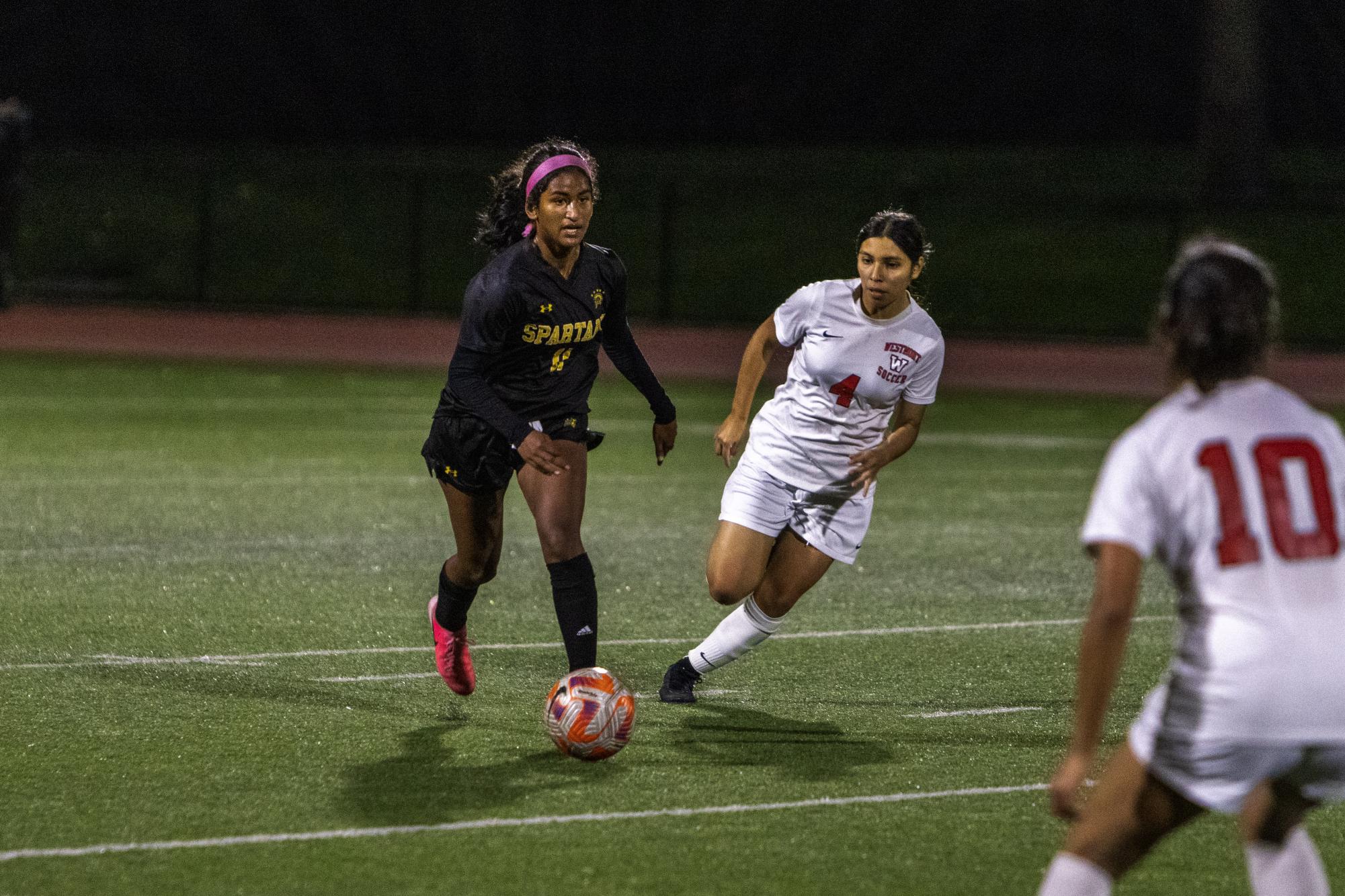 Girls soccer dominates Westmont 8-0 in season opener