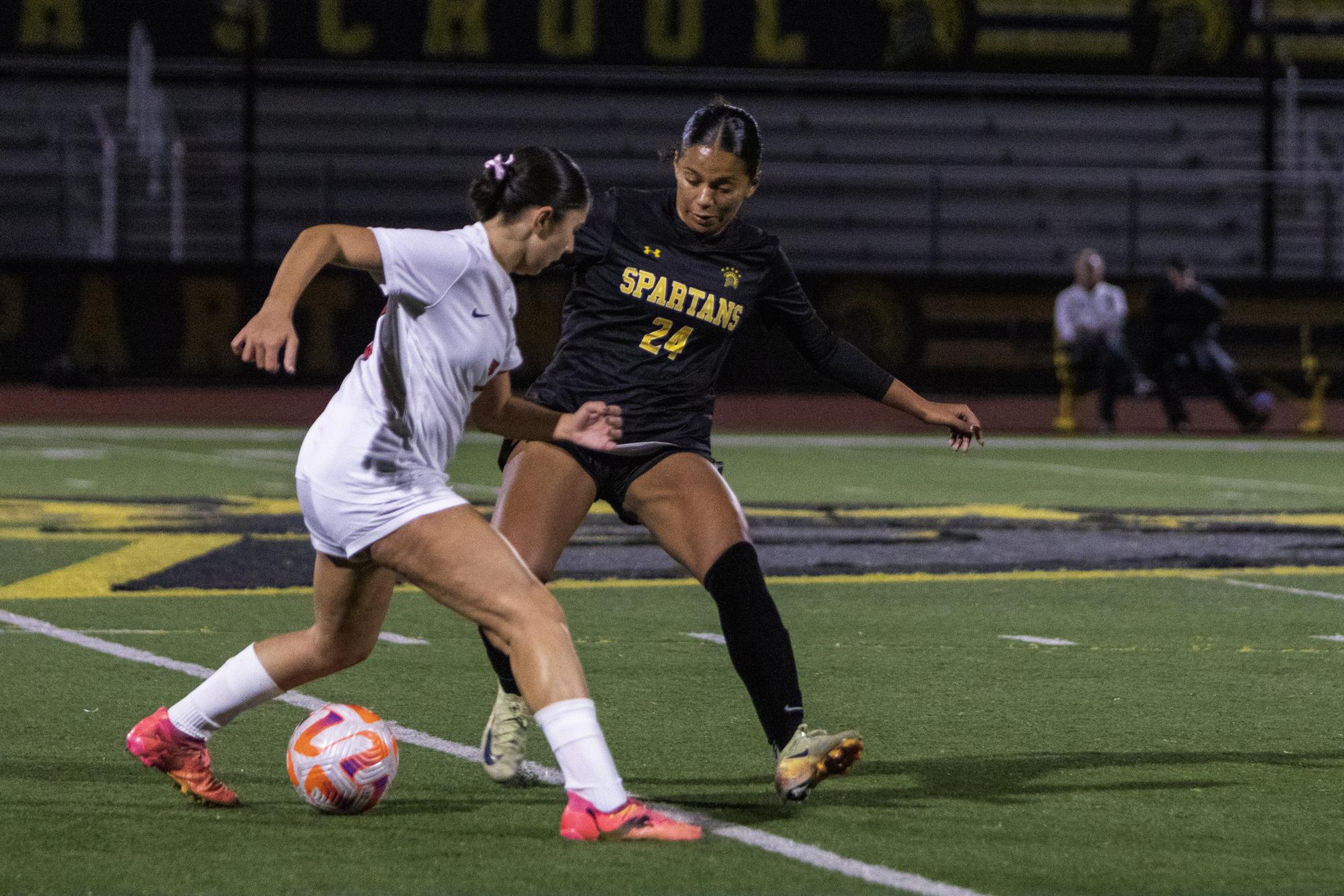 Girls soccer dominates Westmont 8-0 in season opener