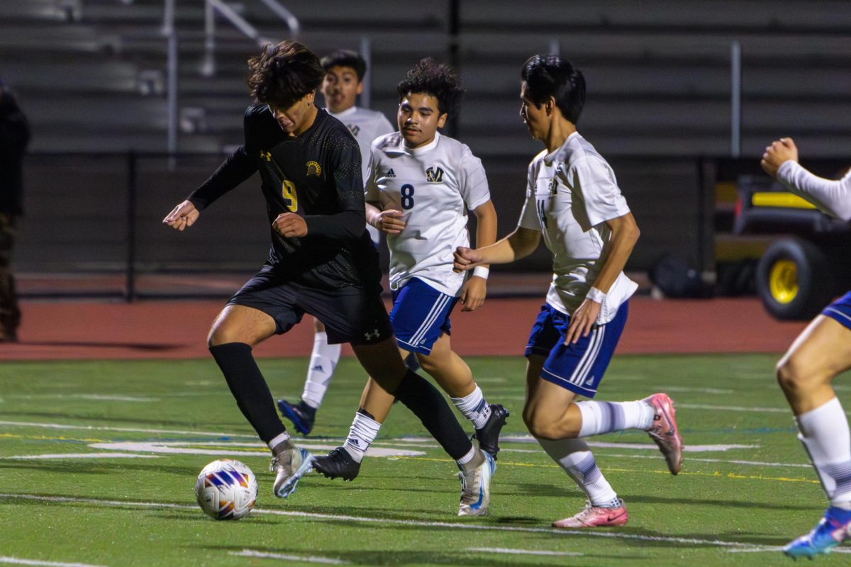 Photo Story: Boys soccer draws Milpitas 0-0