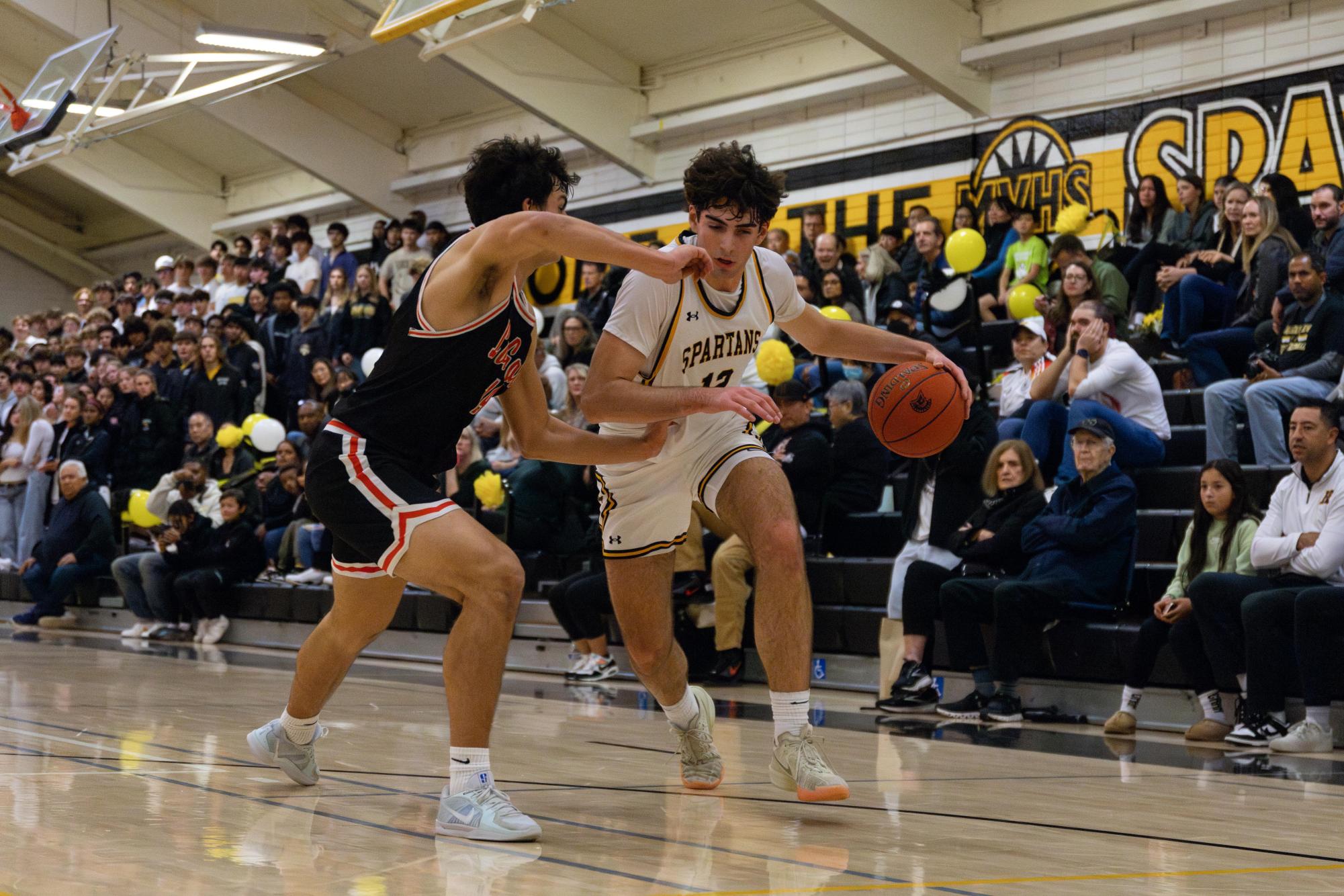 Photo Story: Boys basketball loses 51-55 to Los Gatos on senior night