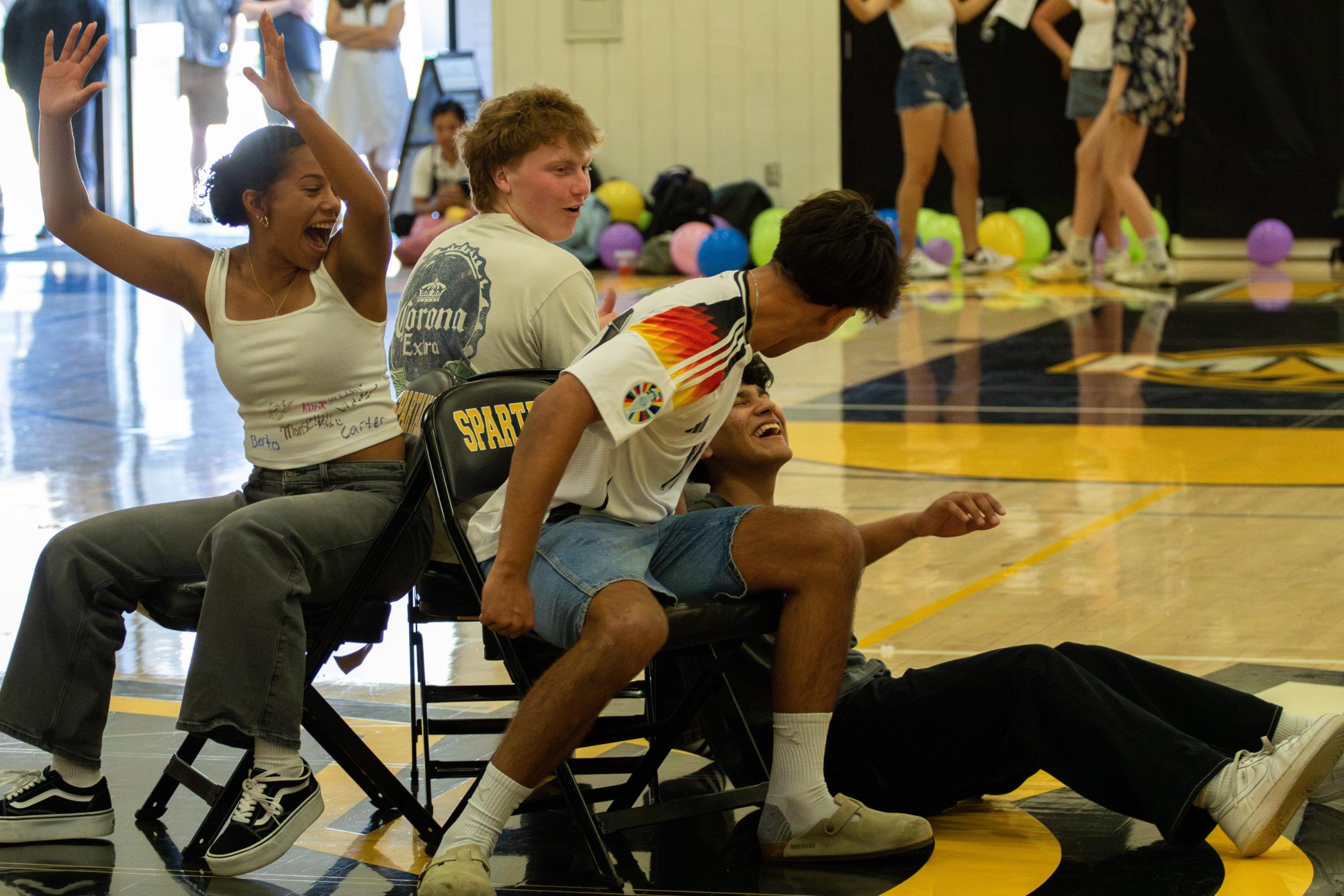 Photo story: Seniors sign off in final rally
