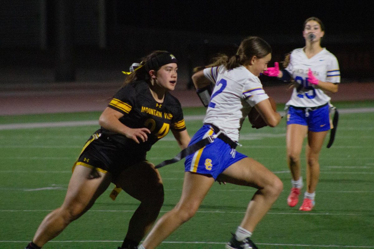 Flag football falls 14-25 to Gunn on senior night