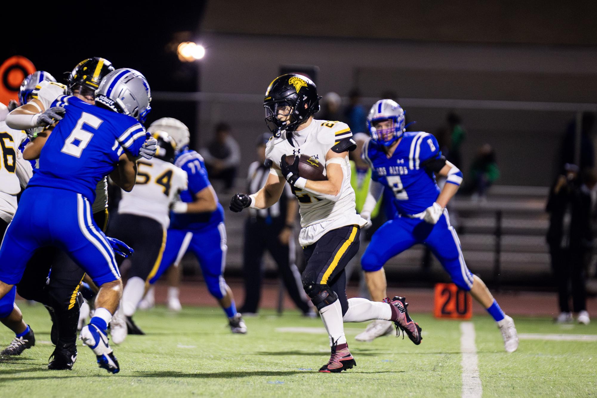 Football dominates Los Altos 35-7 to win the Spartans' seventh straight Pride Bowl