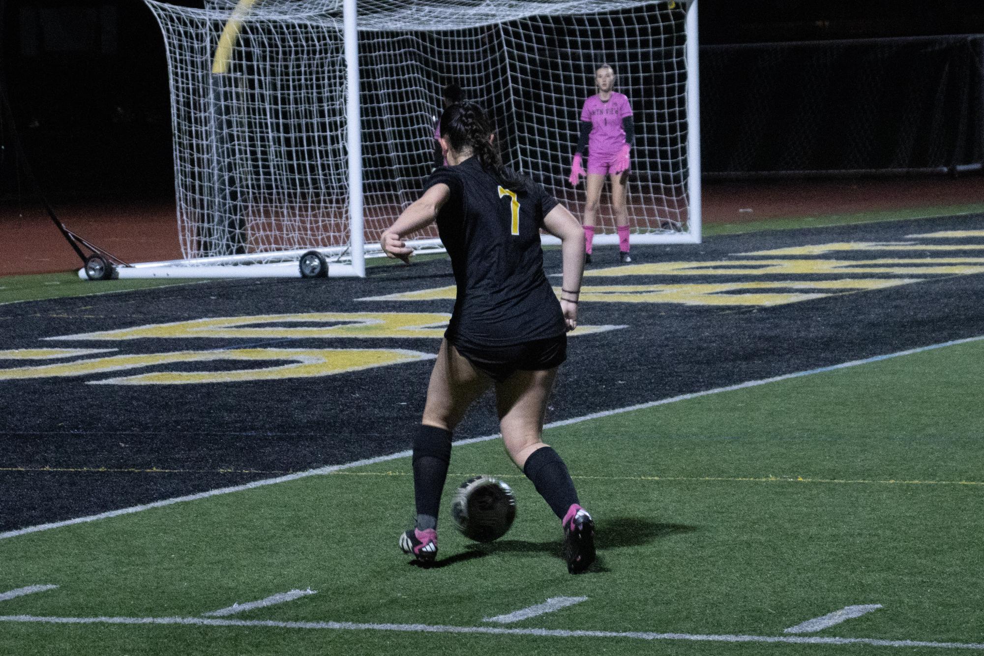 Girls soccer shuts out Los Altos 2-0 in rivalry game