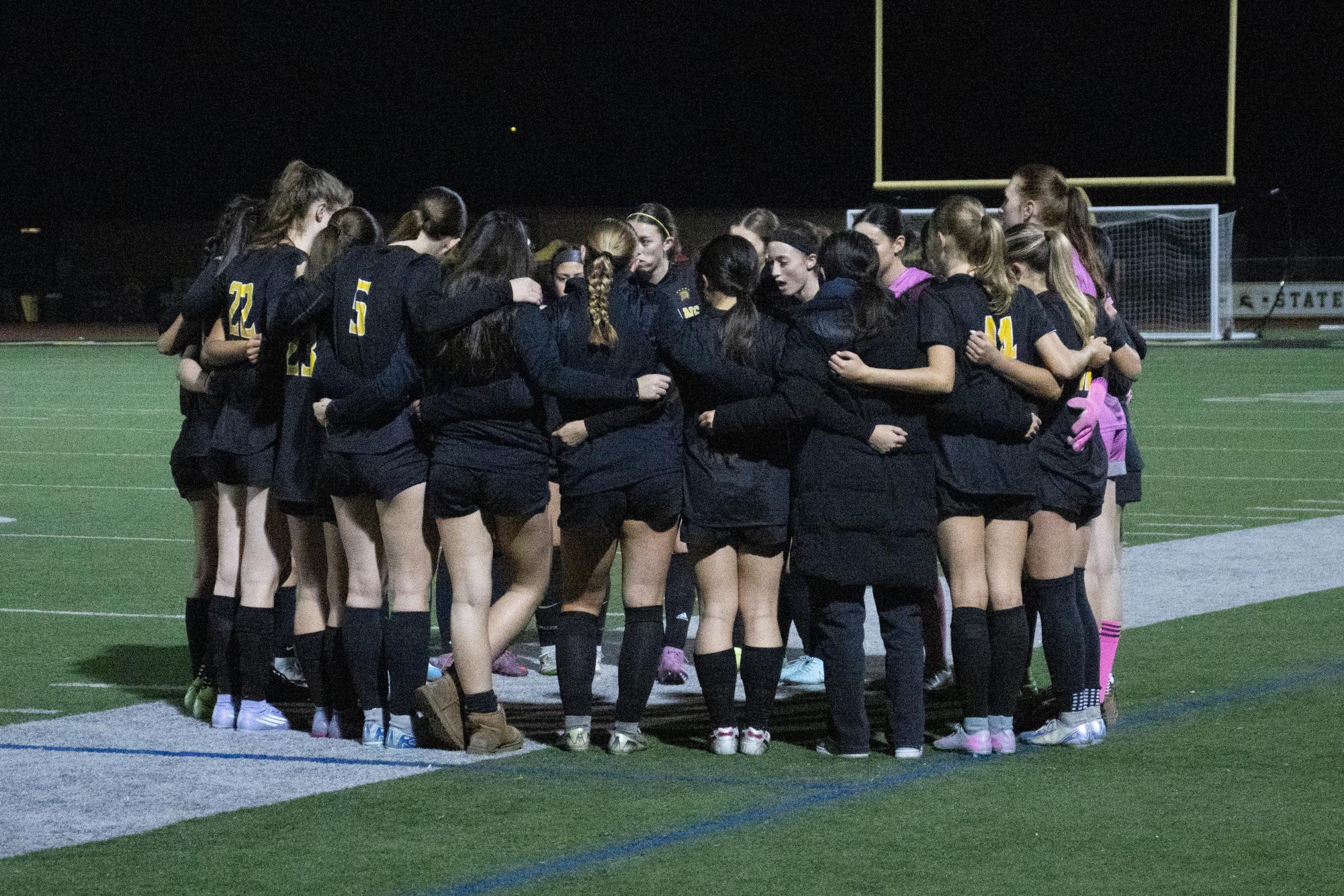 Girls soccer shuts out Los Altos 2-0 in rivalry game