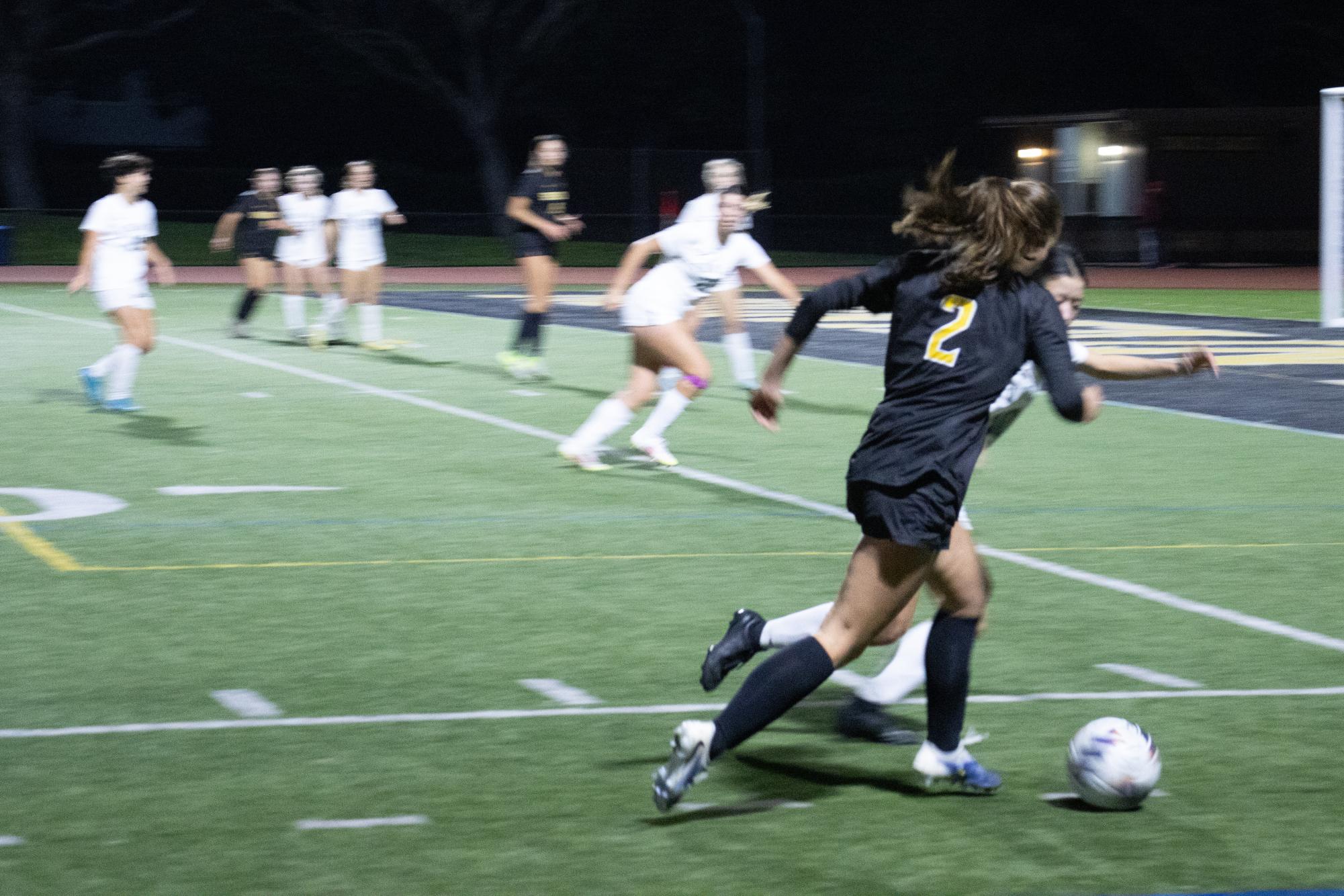 Girls soccer shuts out Los Altos 2-0 in rivalry game